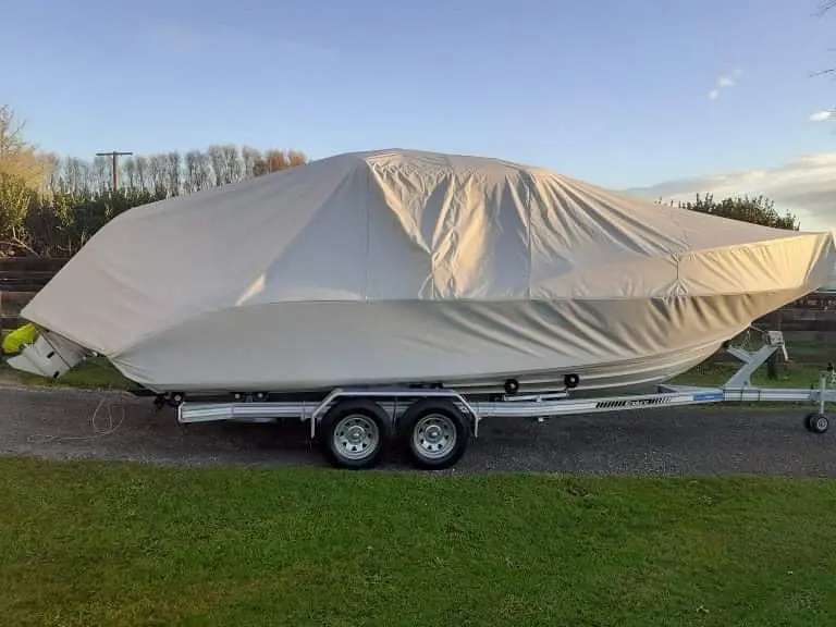 White Pull-over Boat Cover